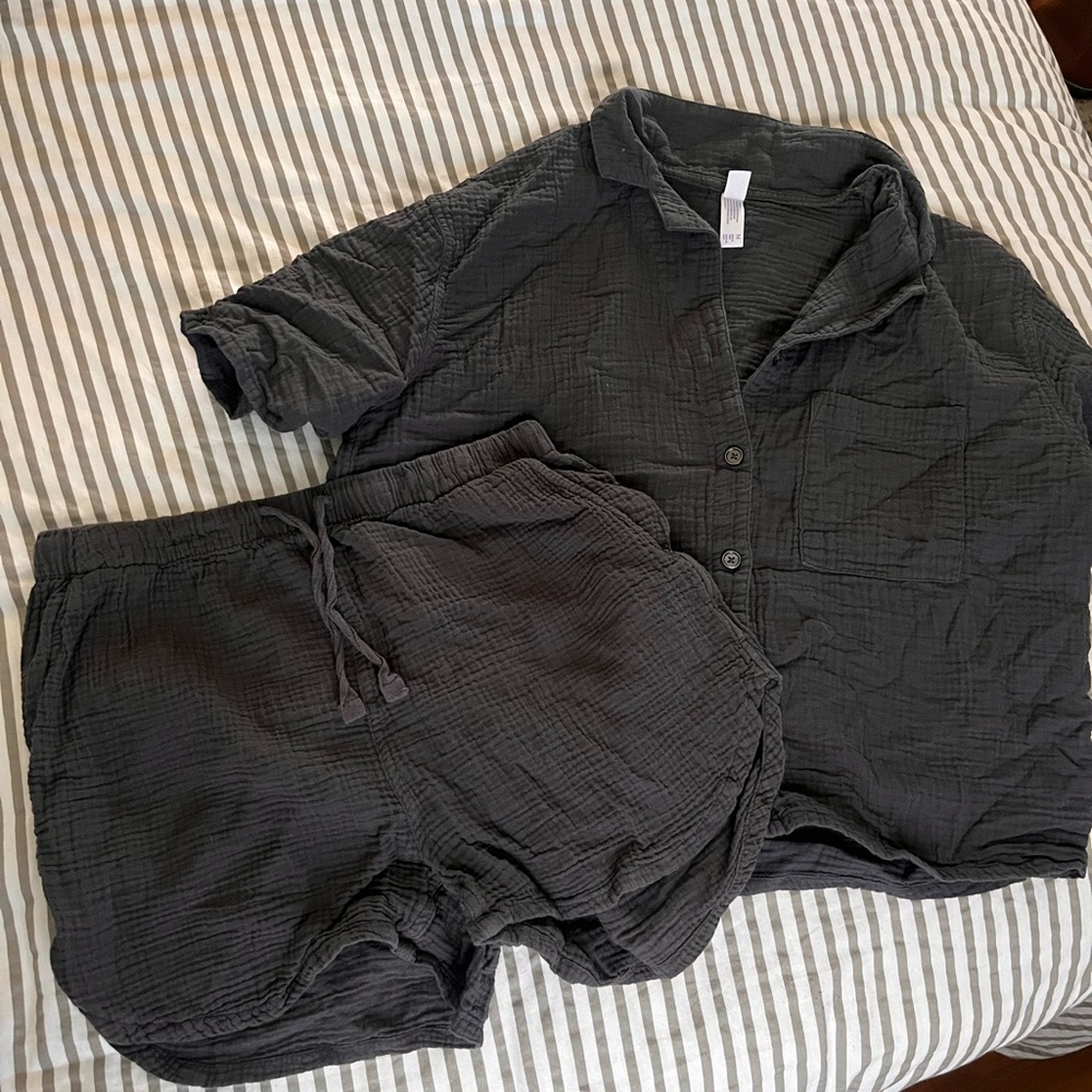 Stars above charcoal gray matching set